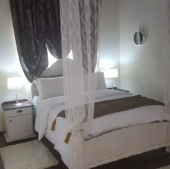 Majatalo Stoneybrooke Farm