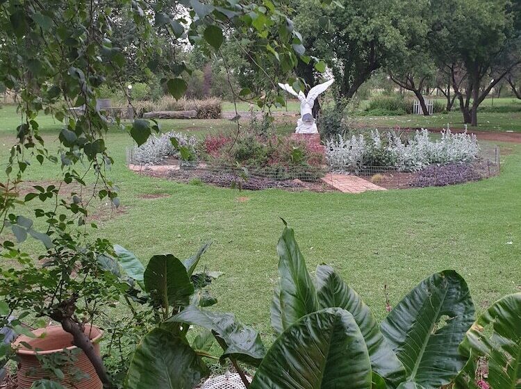 פנסיון Stoneybrooke Farm