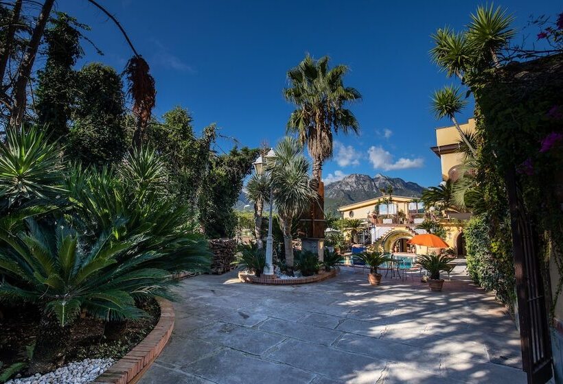 Пансион Villa Amalia Resort