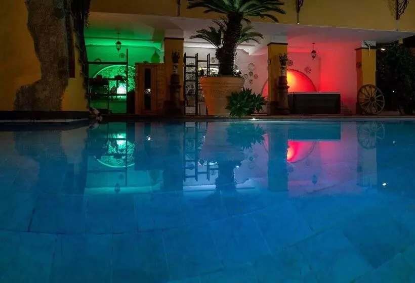 Majatalo Villa Amalia Resort