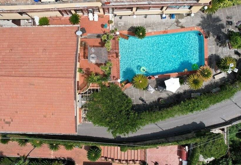 Пансион Villa Amalia Resort