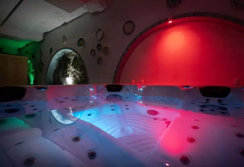 Majatalo Villa Amalia Resort