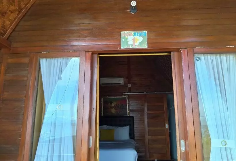 Road Beach Homestay