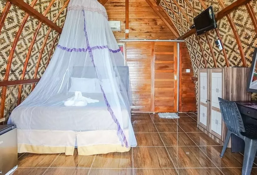 Road Beach Homestay