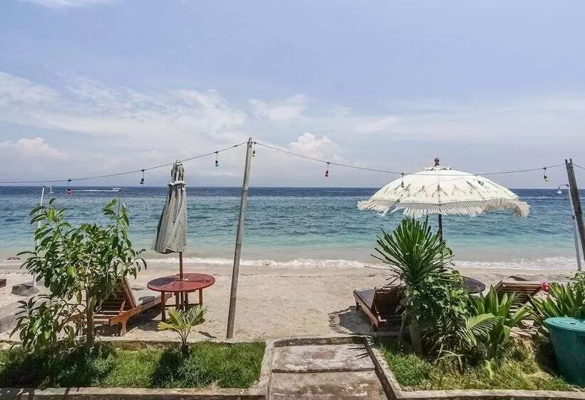 Road Beach Homestay