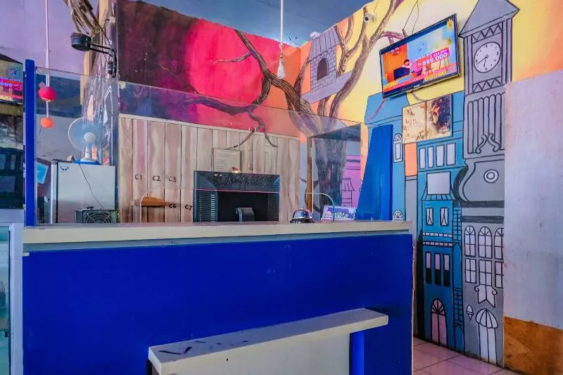 ユースホステル Spot On 1958 Asembagus Family