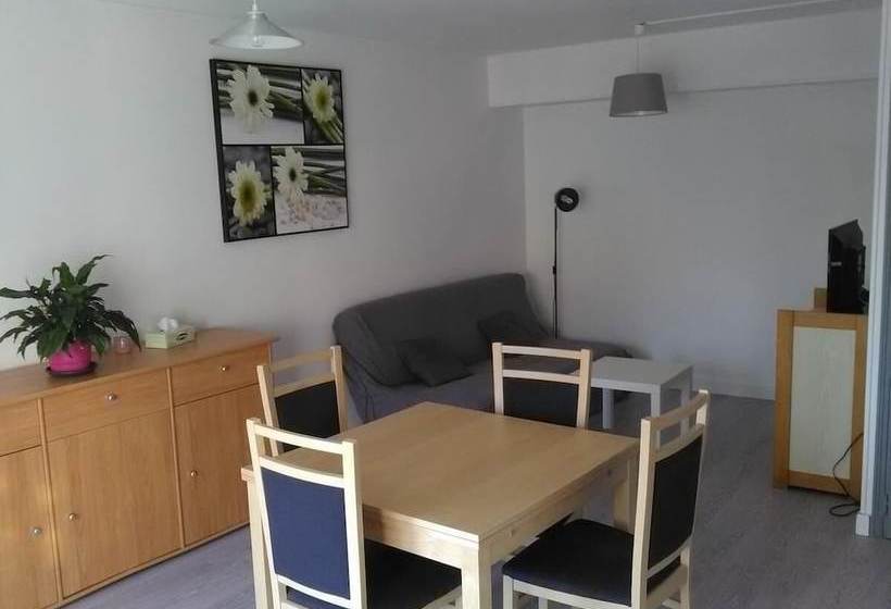 A Deux Pas Du Rhône