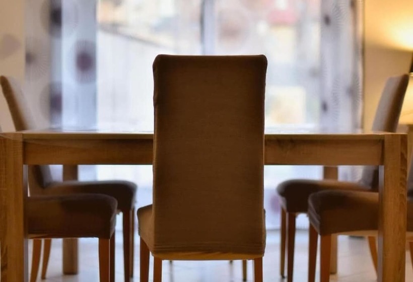 A Deux Pas Du Rhône