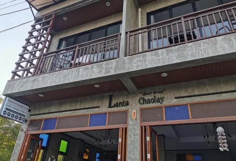 ユースホステル Lanta Chaolay