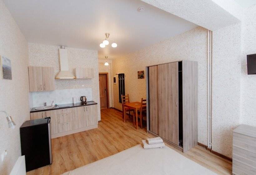 Apart Hotel Schastye