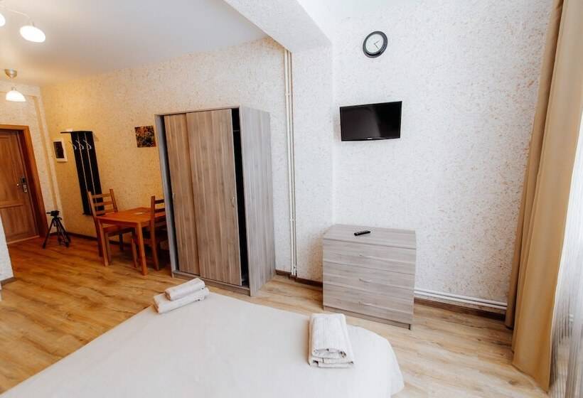 Apart Hotel Schastye