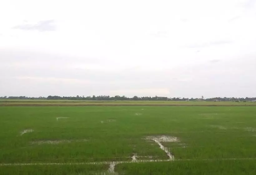 ホテル 7 Up Resort