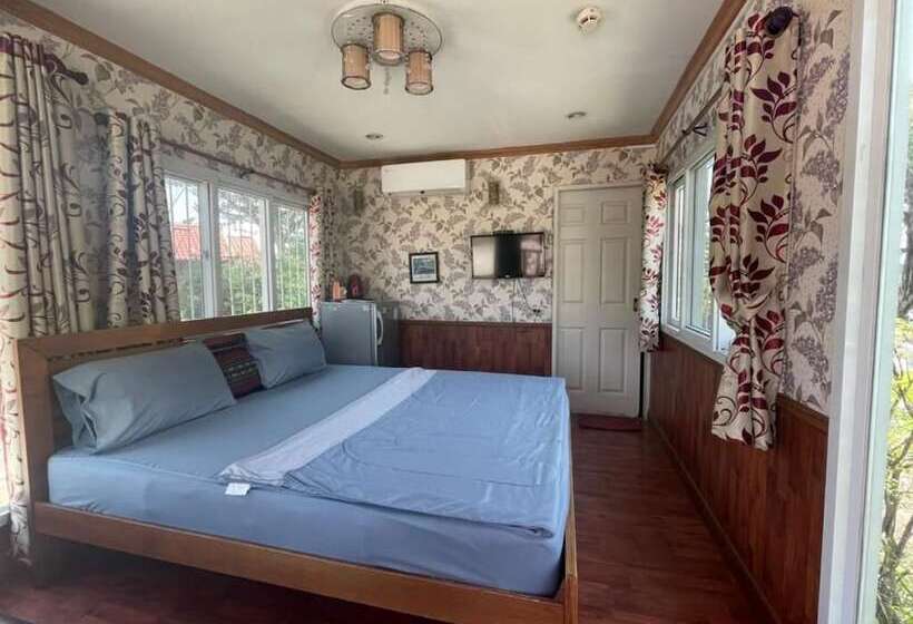 בית מלון כפרי Baan Bangwua Resort