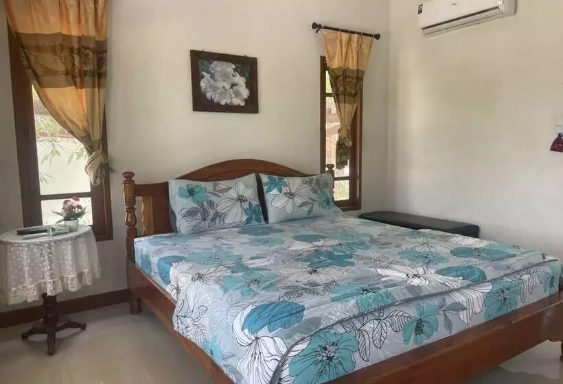 Hotelli Baan Bangwua Resort