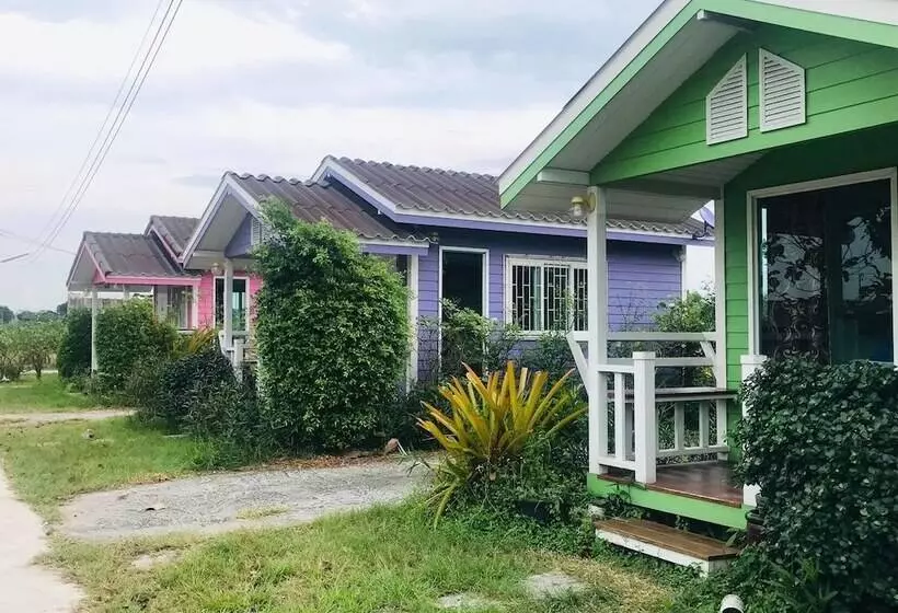 Hotelli Baan Bangwua Resort