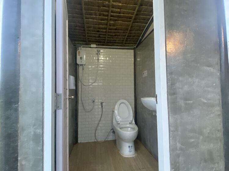 בית מלון כפרי Baan Bangwua Resort