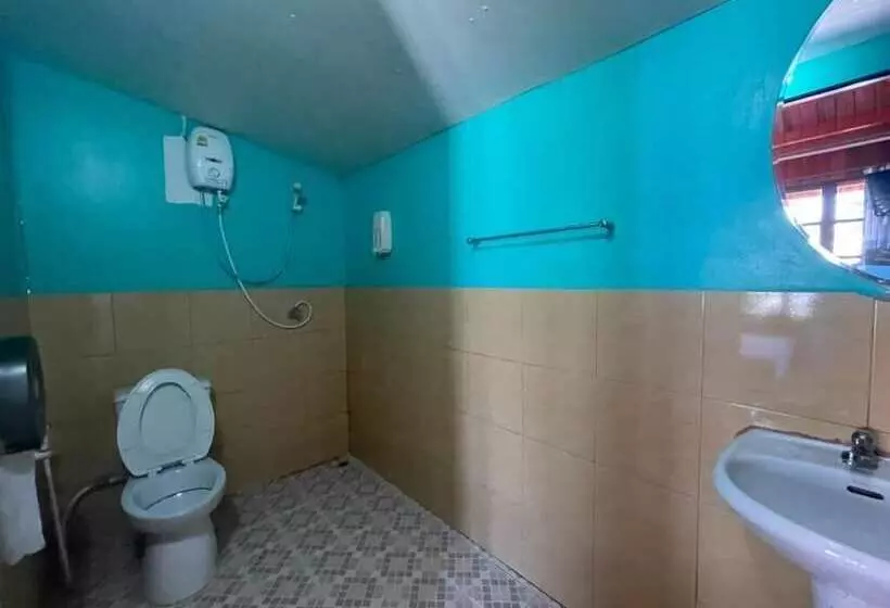 Hotelli Baan Bangwua Resort