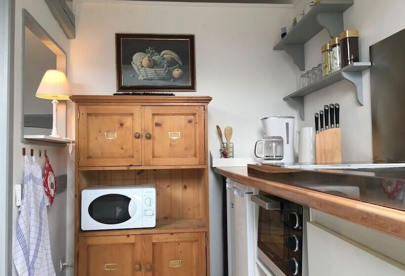 Отель Château D Harcelaines