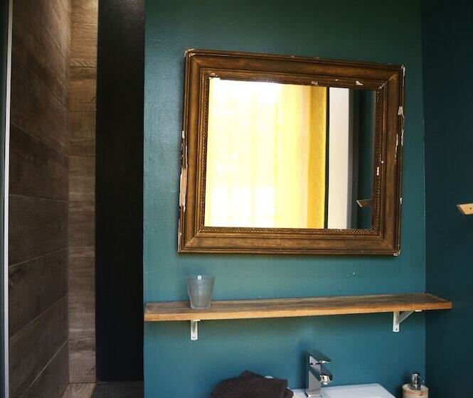 Отель Château D Harcelaines