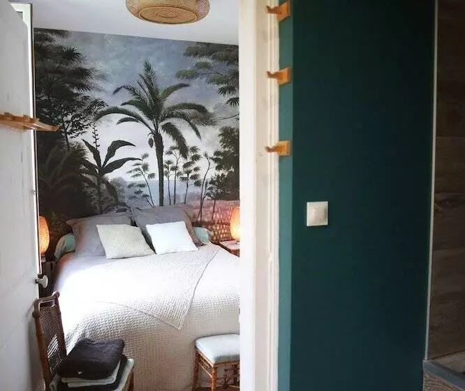 ホテル Château D Harcelaines