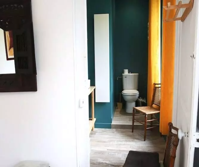 ホテル Château D Harcelaines