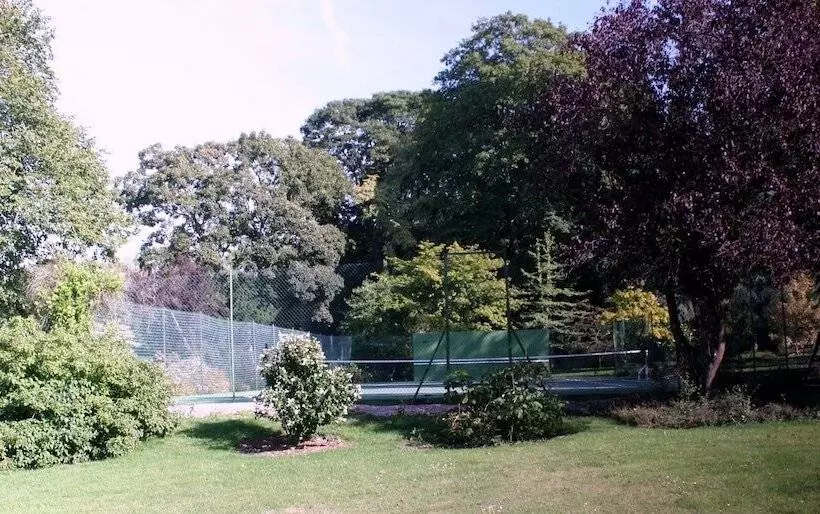 ホテル Château D Harcelaines