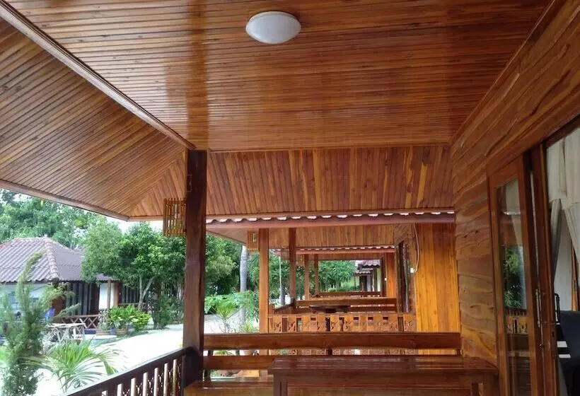 Hotelli Eve Ka Amp Resort