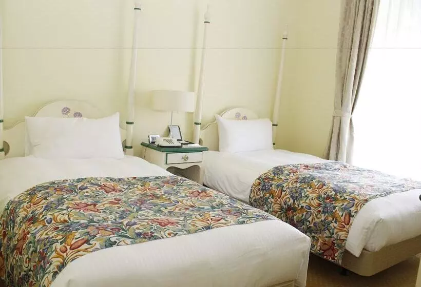 Hotelli Grand Xiv Nasu Shirakawa The Lodge