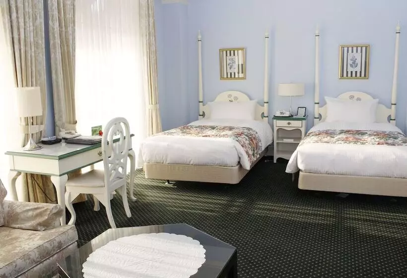 Hotelli Grand Xiv Nasu Shirakawa The Lodge