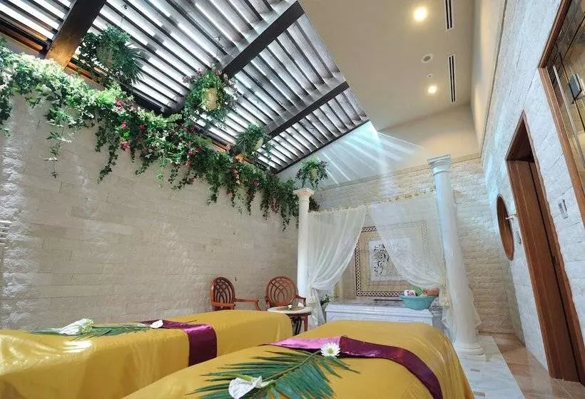 Hotelli Grand Xiv Nasu Shirakawa The Lodge