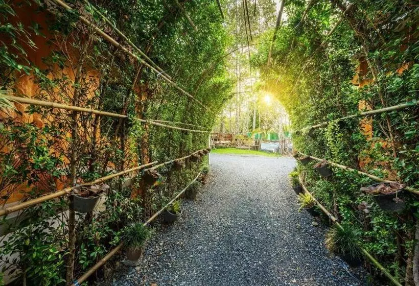 Hotelli Greenview Resort