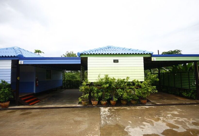 בית מלון כפרי Hi Tech Resort