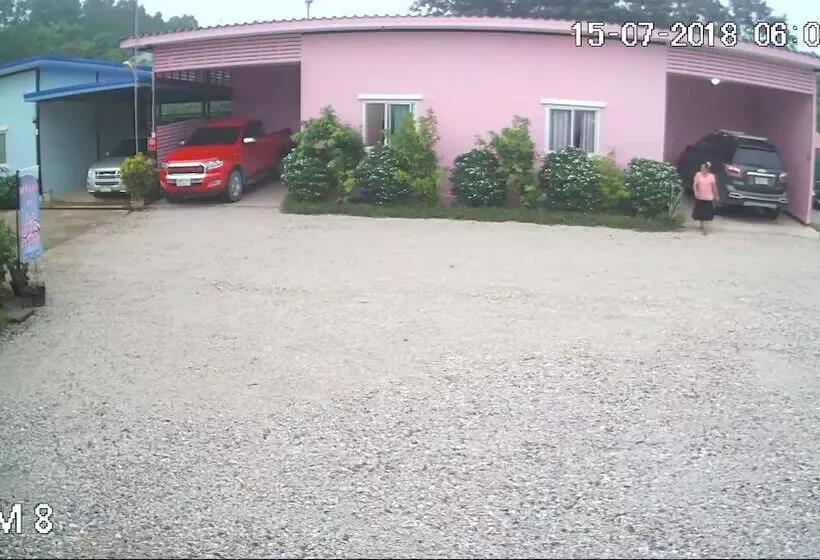 Hotelli Hi Tech Resort