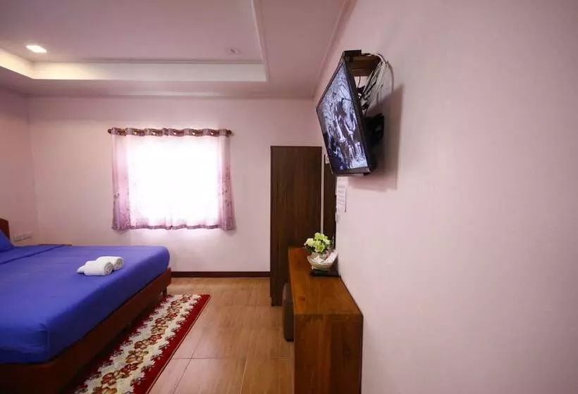 Hotelli Hi Tech Resort