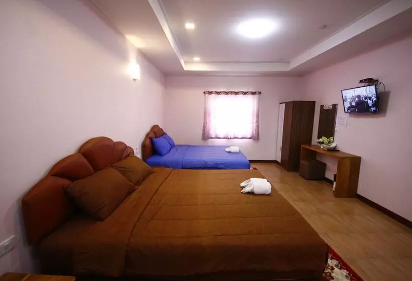 Hotelli Hi Tech Resort