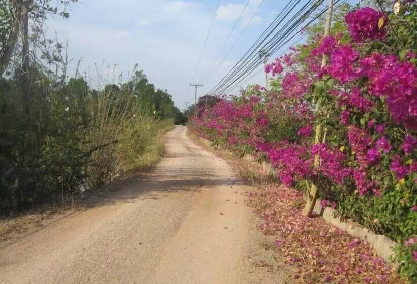 Hotelli Kong Tong Resort