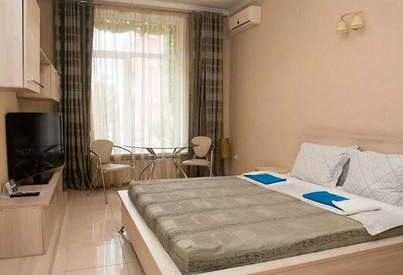 ホテル Meridian Yug