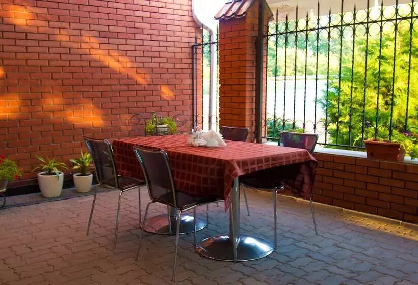 ホテル Meridian Yug