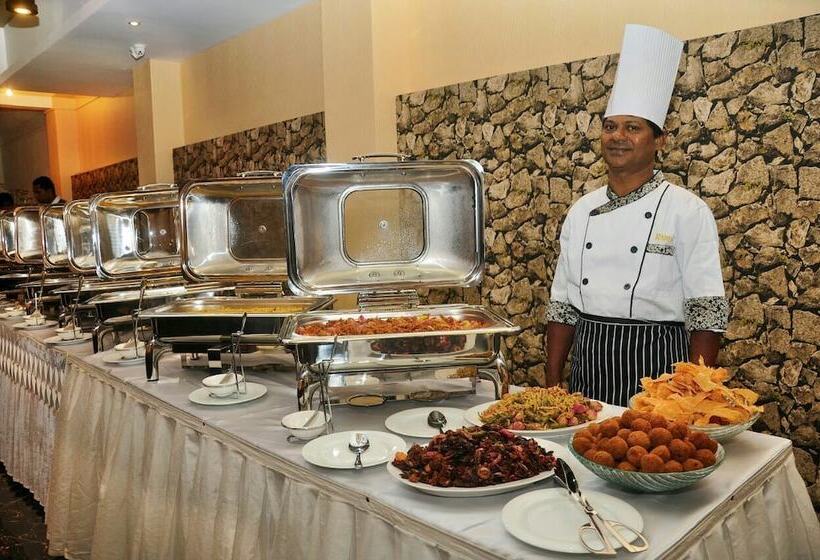 בית מלון כפרי Randula Grand Venus