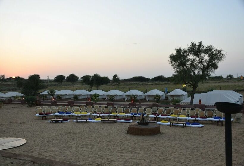 בית מלון כפרי Safari Camp Osian