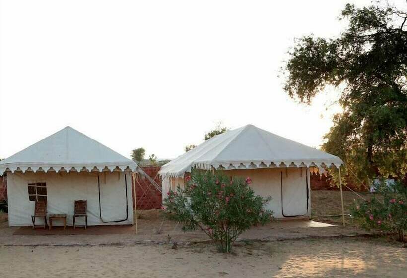 בית מלון כפרי Safari Camp Osian