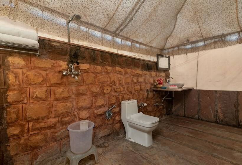 בית מלון כפרי Safari Camp Osian