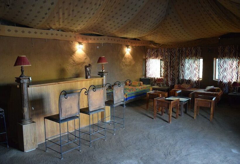 בית מלון כפרי Safari Camp Osian