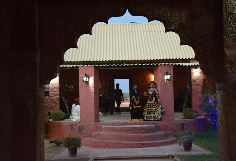 בית מלון כפרי Safari Camp Osian