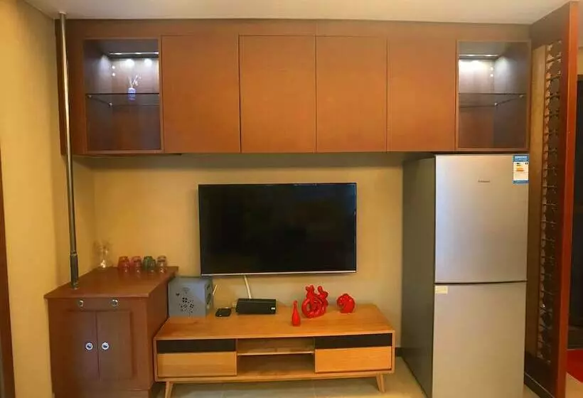 Hotelli Sanya Linglong Lulushun