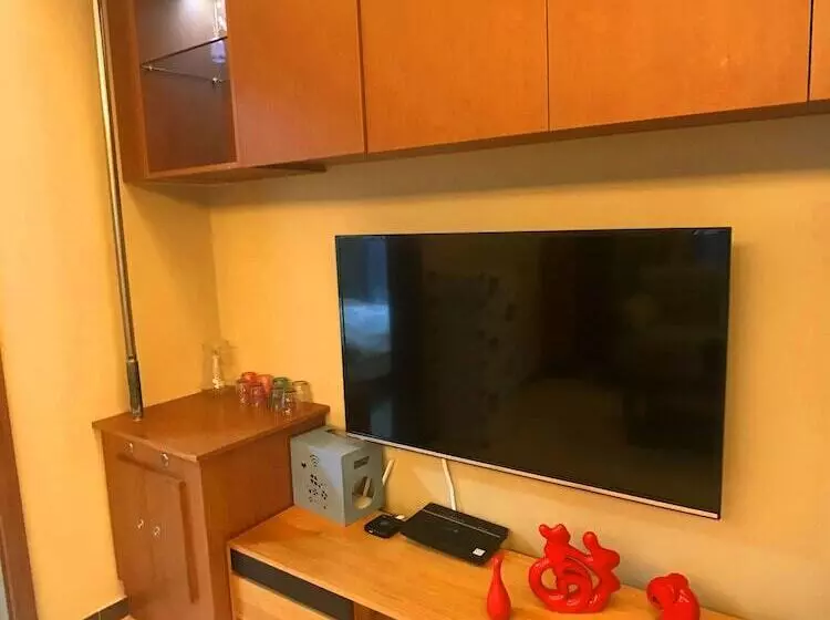 Hotelli Sanya Linglong Lulushun