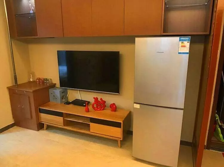 Hotelli Sanya Linglong Lulushun