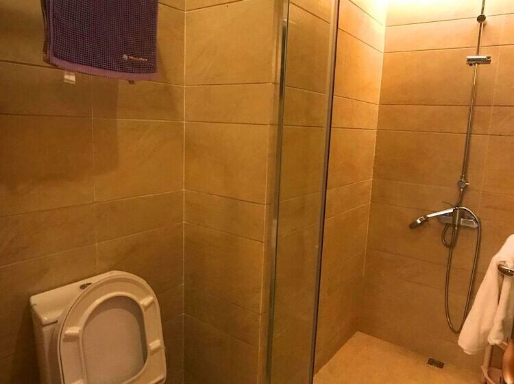 Hotel Sanya Linglong Lulushun