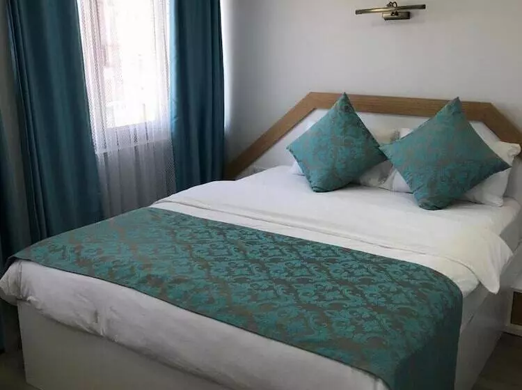 Hotelli Senturkler Suite