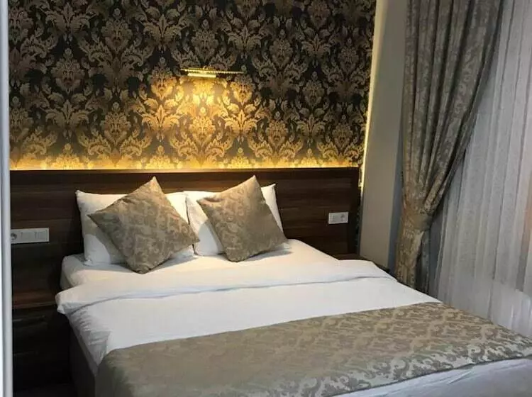 Hotelli Senturkler Suite